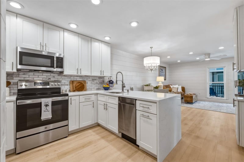 230 Medallion Blvd #F, Madeira Beach, FL 33708