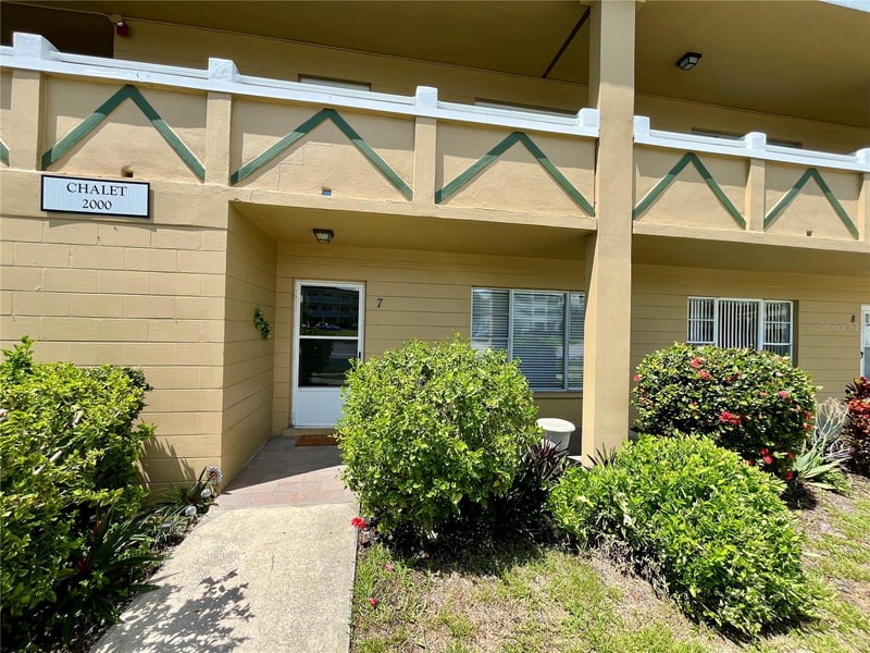 2000 World Parkway Blvd #7, Clearwater, FL 33763