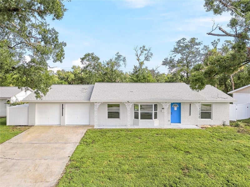 8011 Fountain Ave, Tampa, FL 33615