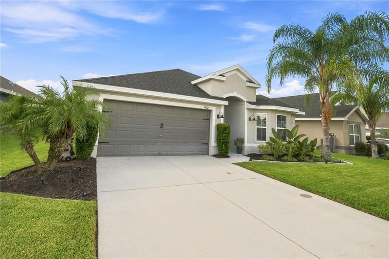 14509 Scottburgh Glen Dr, Wimauma, FL 33598