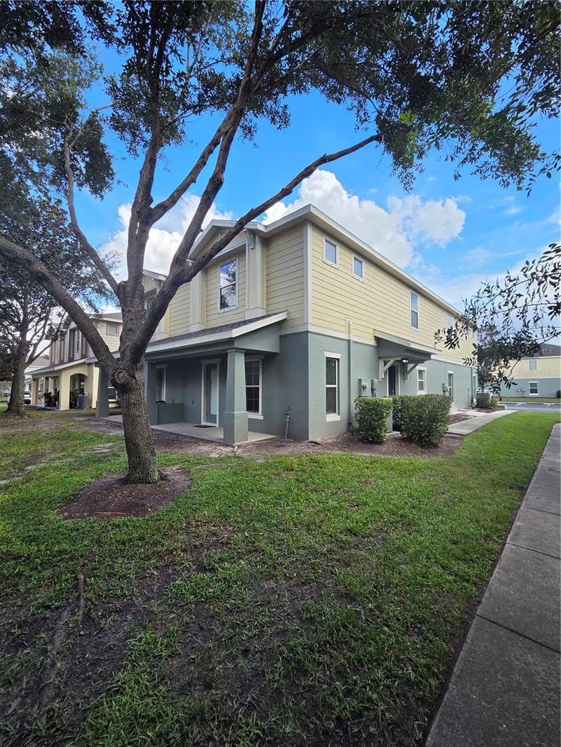 4617 Somerset Hill Ln, Riverview, FL 33578