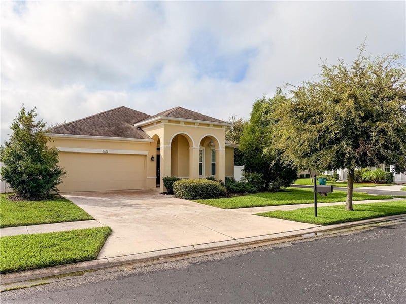 5022 Suncatcher Dr, Wesley Chapel, FL 33545