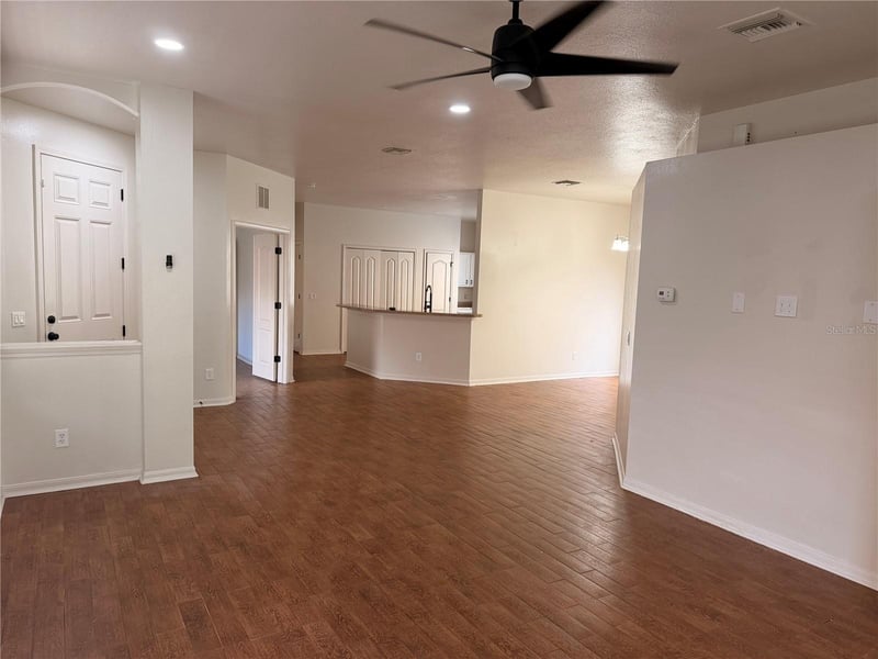 1824 Atlantic Dr, Ruskin, FL 33570