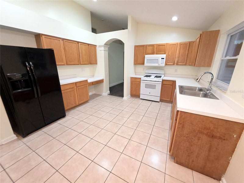 30809 Burleigh Dr, Wesley Chapel, FL 33543