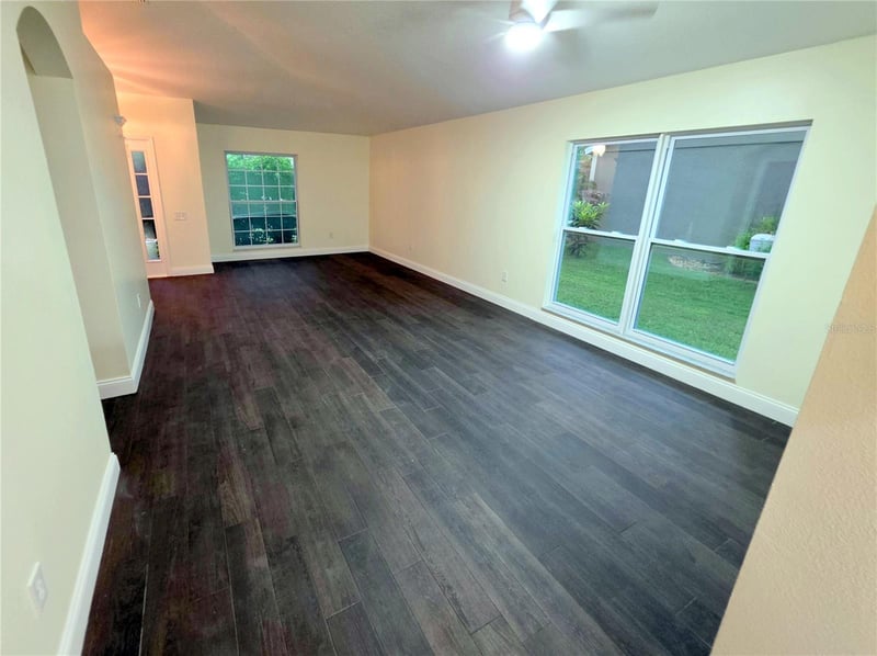 30809 Burleigh Dr, Wesley Chapel, FL 33543