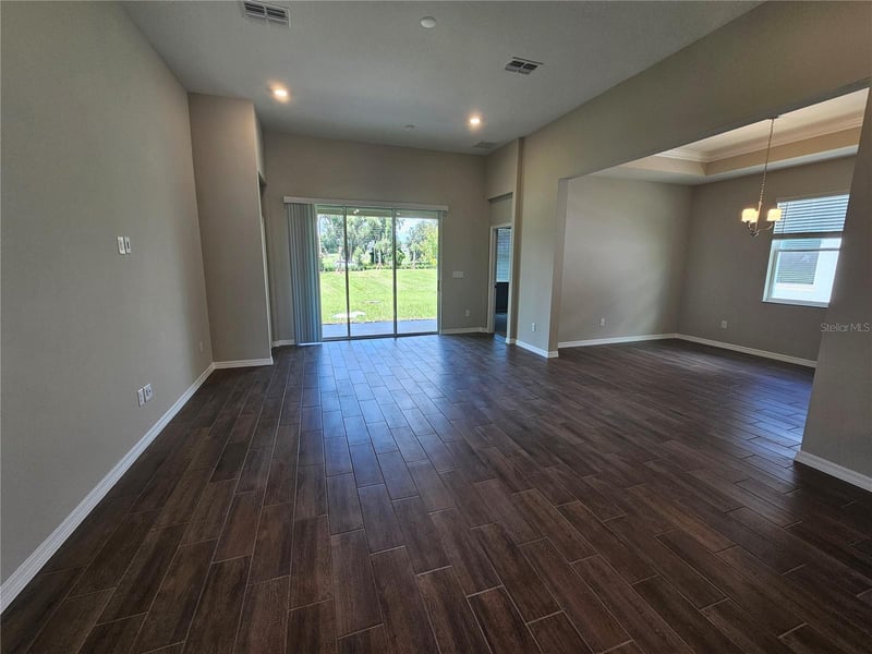 1247 Honeycomb Pl, Seffner, FL 33584
