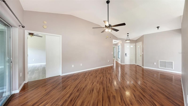 4910 6th Ave E, Bradenton, FL 34208