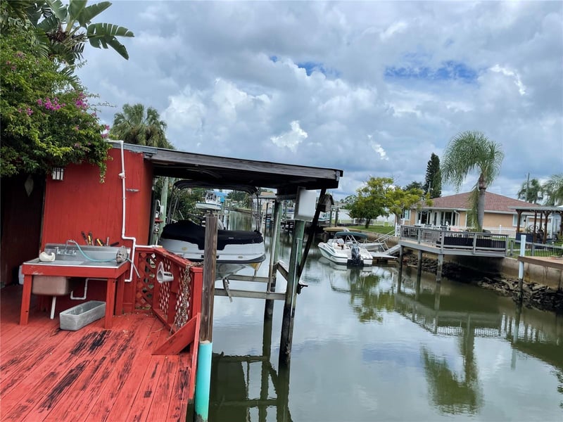 13734 Coco Ave, Hudson, FL 34667