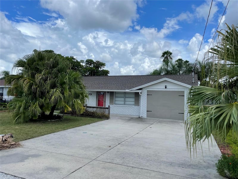 13734 Coco Ave, Hudson, FL 34667