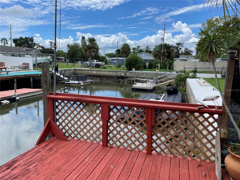 13734 Coco Ave, Hudson, FL 34667