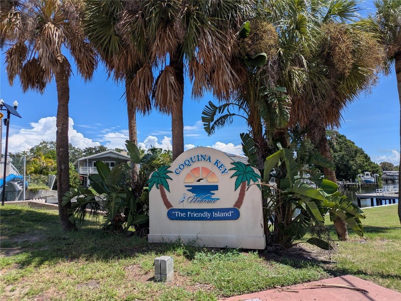 3641 Beach Dr SE, St Petersburg, FL 33705