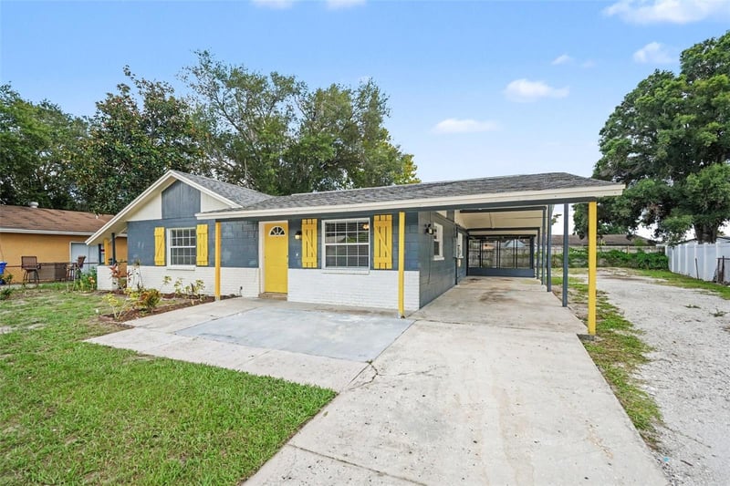 8503 Fish Lake Rd, Tampa, FL 33619
