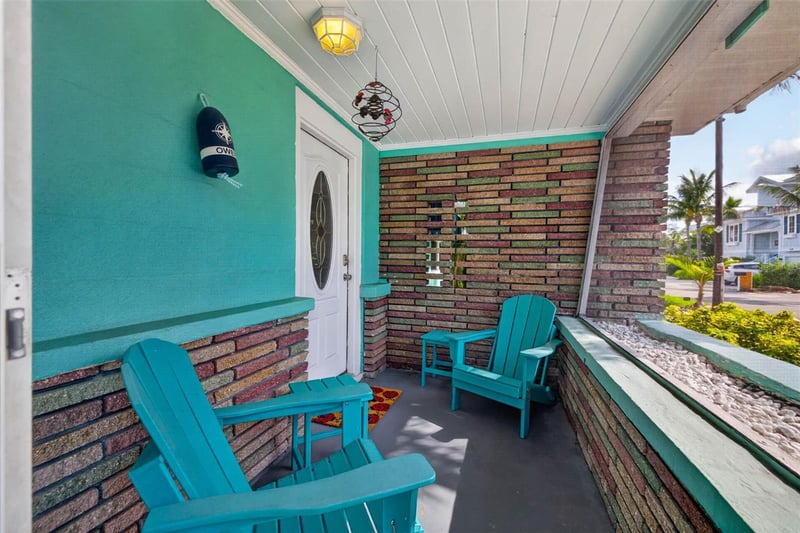 114 81st St, Bradenton Beach, FL 34217