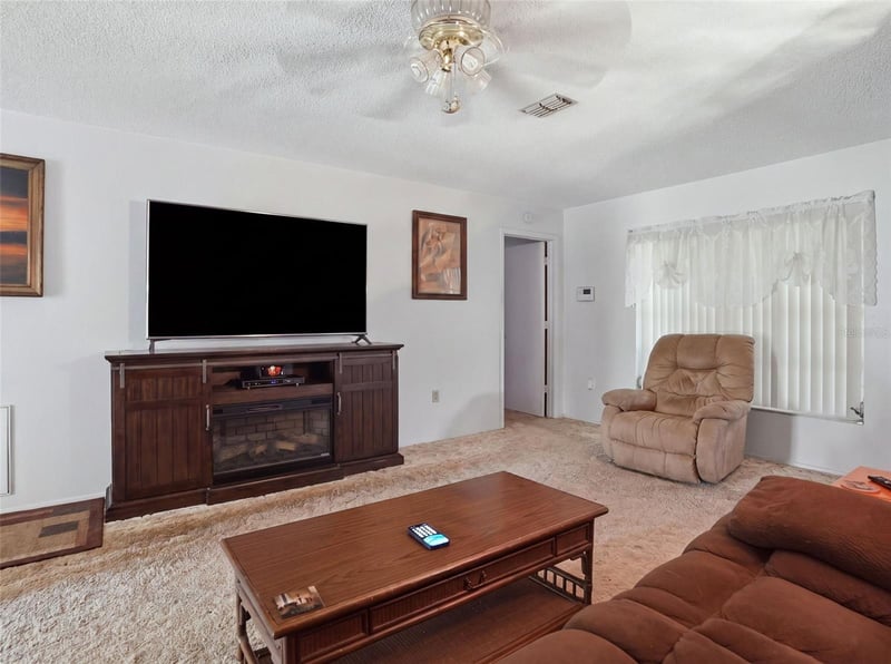 11121 Rollingwood Dr, Port Richey, FL 34668