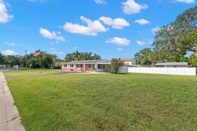 6100 Woodrow Wilson Blvd NE, St Petersburg, FL 33703