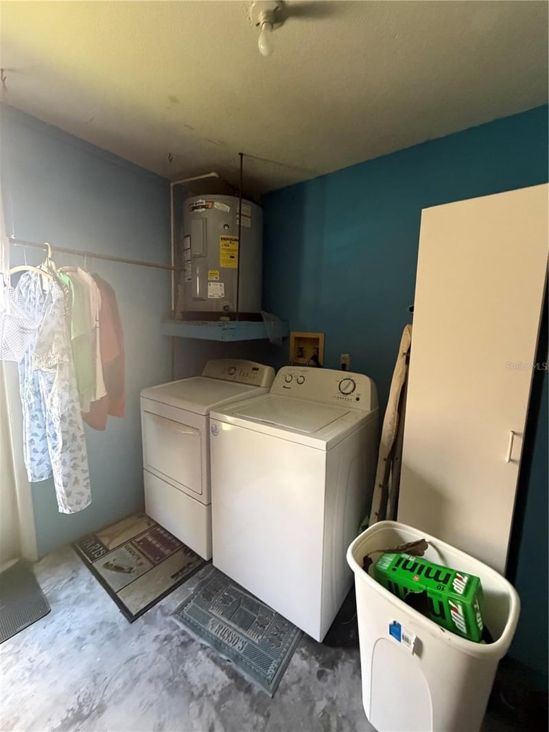 6557 Creekview Ter N, Pinellas Park, FL 33781