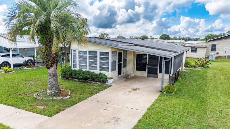 36346 Le Sabre Way, Zephyrhills, FL 33541