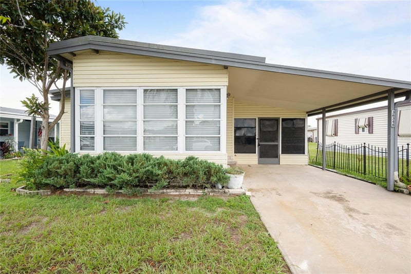 36346 Le Sabre Way, Zephyrhills, FL 33541