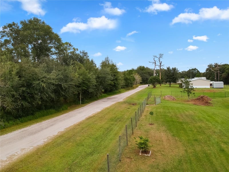 5212 Franklin Woodland Dr, Plant City, FL 33565