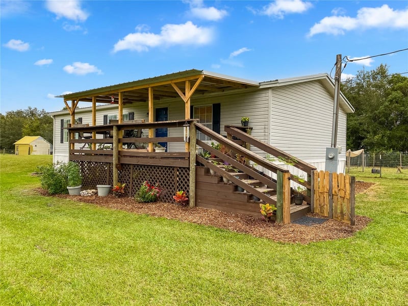 5212 Franklin Woodland Dr, Plant City, FL 33565