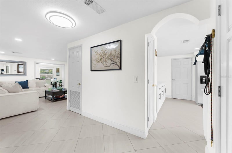 4428 W 56th St, Bradenton, FL 34210