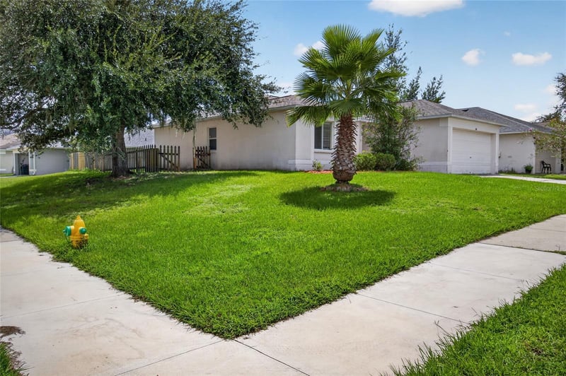 310 Shelby Brooke Dr, Plant City, FL 33563
