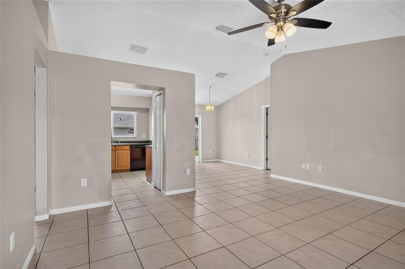 310 Shelby Brooke Dr, Plant City, FL 33563