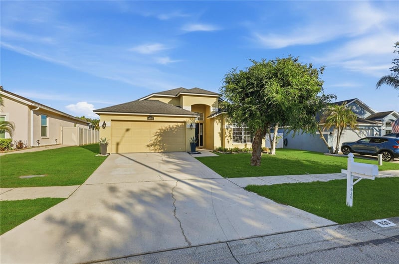 630 Tuscanny St, Brandon, FL 33511