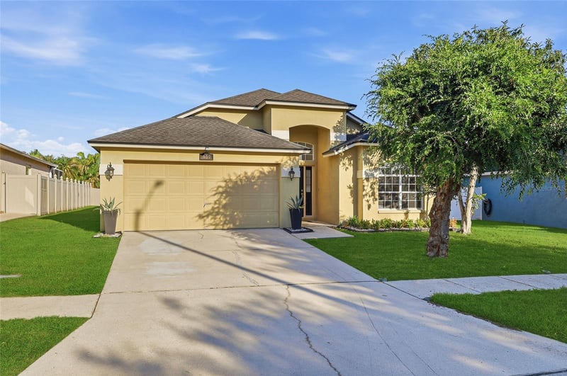 630 Tuscanny St, Brandon, FL 33511