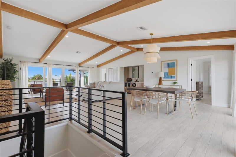 405 28th St, Holmes Beach, FL 34217