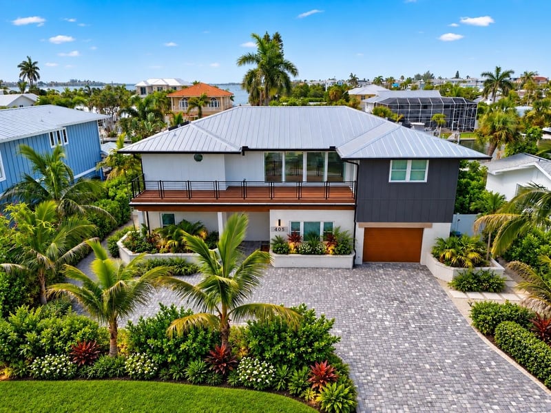 405 28th St, Holmes Beach, FL 34217
