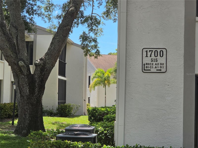1700 Pine Ridge Way E #C1, Palm Harbor, FL 34684