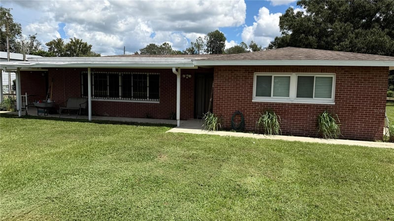3933 Allen Rd, Zephyrhills, FL 33541