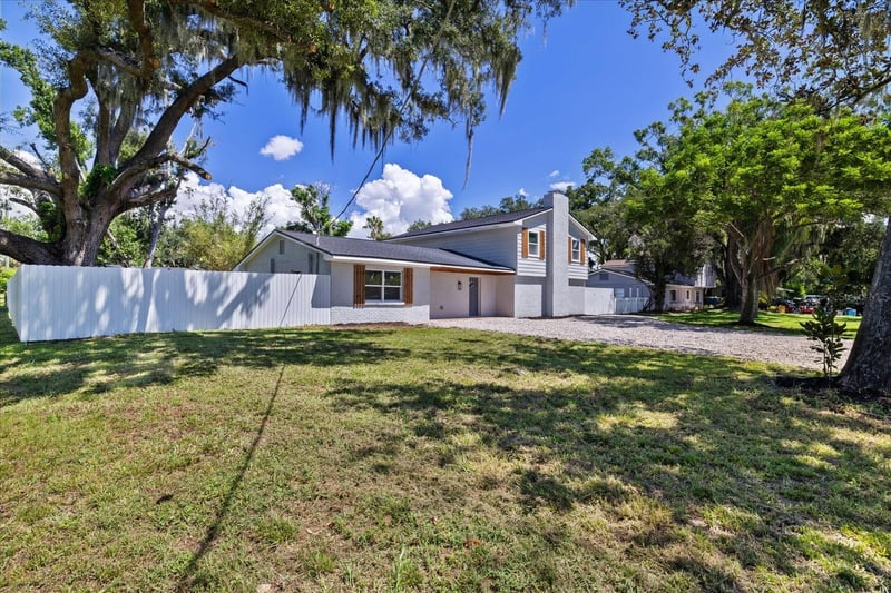 11002 Riverview Dr, Riverview, FL 33578