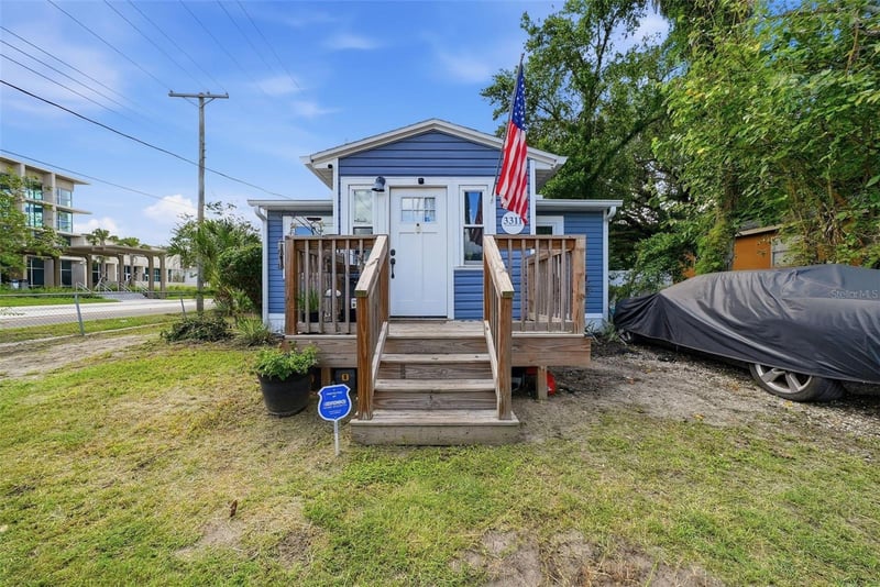 3311 E Ellicott St, Tampa, FL 33610