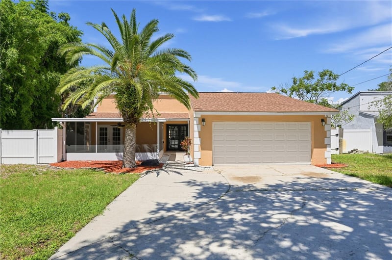 915 Semnole Blvd, Tarpon Springs, FL 34689