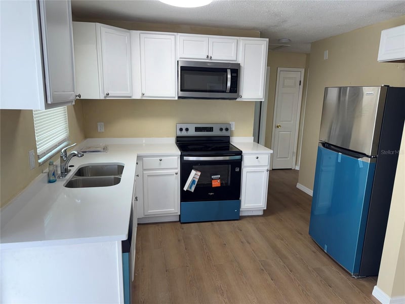 9637 Marlinton Ln, Port Richey, FL 34668