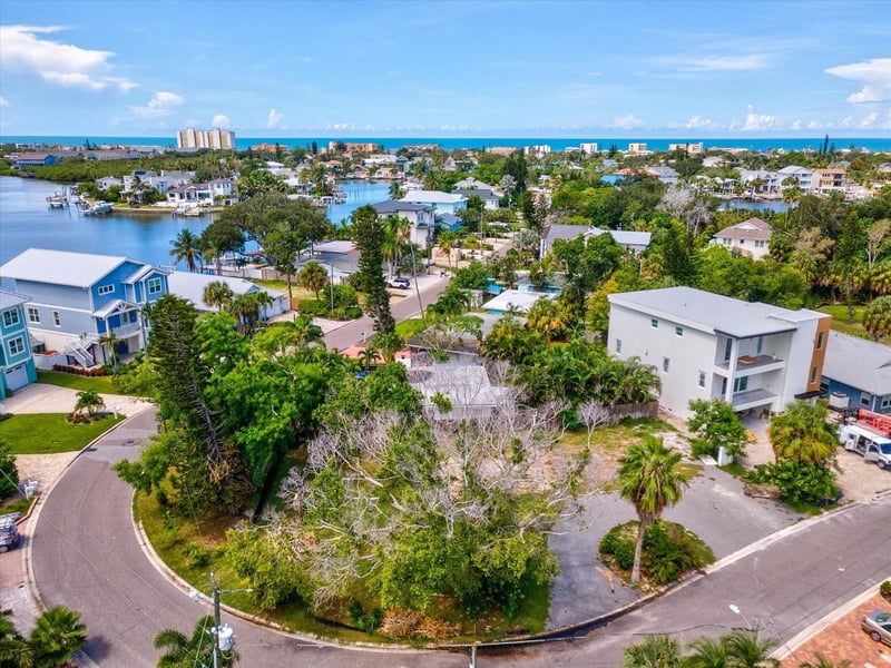 360 12th Ave, Indian Rocks Beach, FL 33785