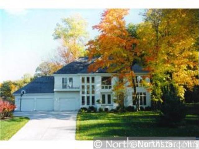 4725 Lodge Ln, Greenwood, MN 55331