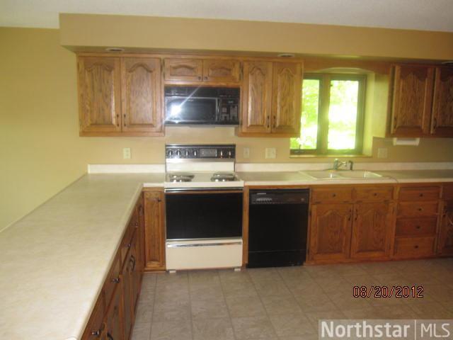 11309 Gull River Rd, East Gull Lake, MN 56401