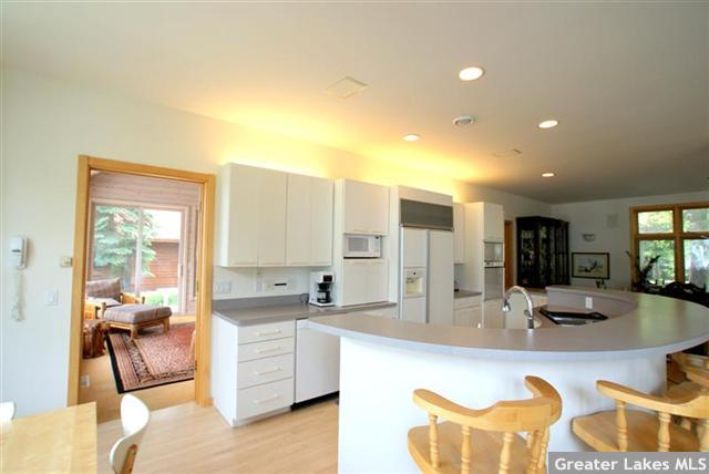 1284 Green Gables Rd, East Gull Lake, MN 56401