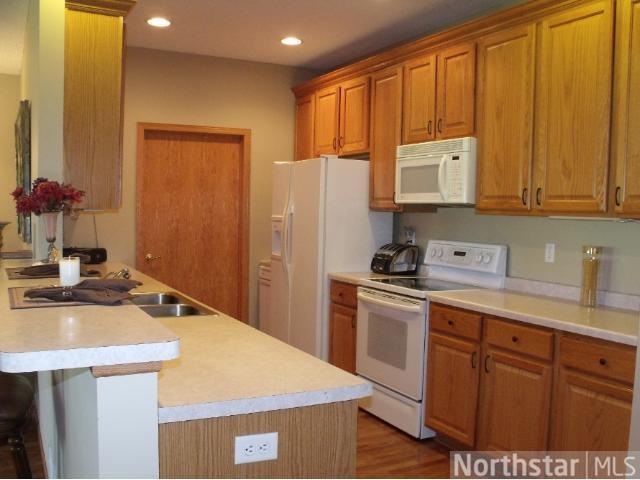 1111 Iris Dr, White Bear Twp, MN 55127