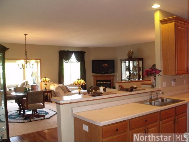 1111 Iris Dr, White Bear Twp, MN 55127