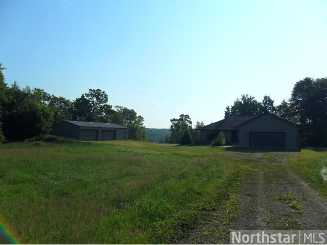 2128 200th St, Eureka, WI 54934