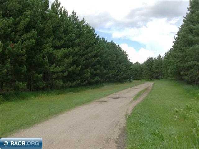 7210 Pelton Rd, Britt, MN 55710