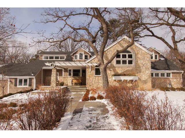 28 Saint Albans Rd W, Hopkins, MN 55305