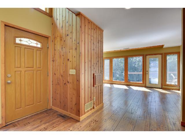 5055 Kings Ct, Greenwood, MN 55331