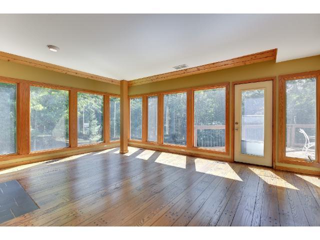 5055 Kings Ct, Greenwood, MN 55331