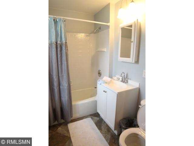 12 Pine St, Flensburg, MN 56328