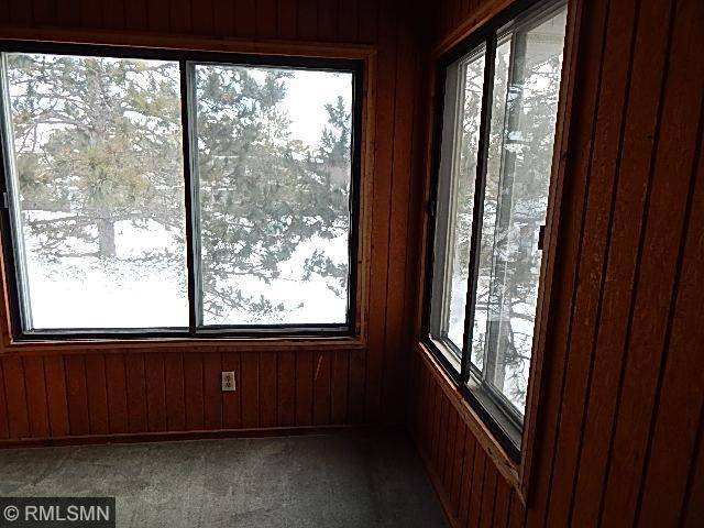8534 S Pond Trl, Champlin, MN 55316